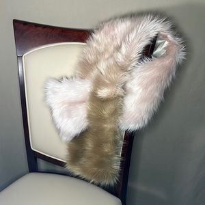 Aritzia Auxiliary brand ombré faux fur pull through scarf
